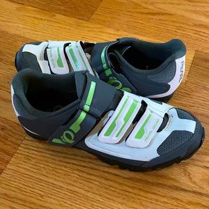 Pearl Izumi spin/cycling shoes
